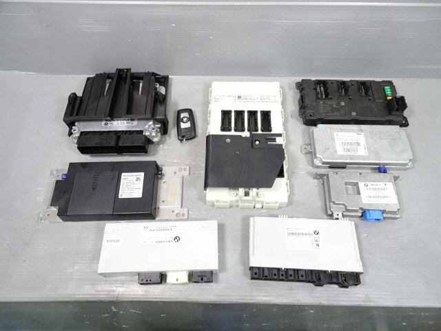 BMW 3シリーズ LDA-3D20 コンピューターセット F30 F31 320d 3シリーズ N47D20C DDE BCM 1kurudepa_画像1