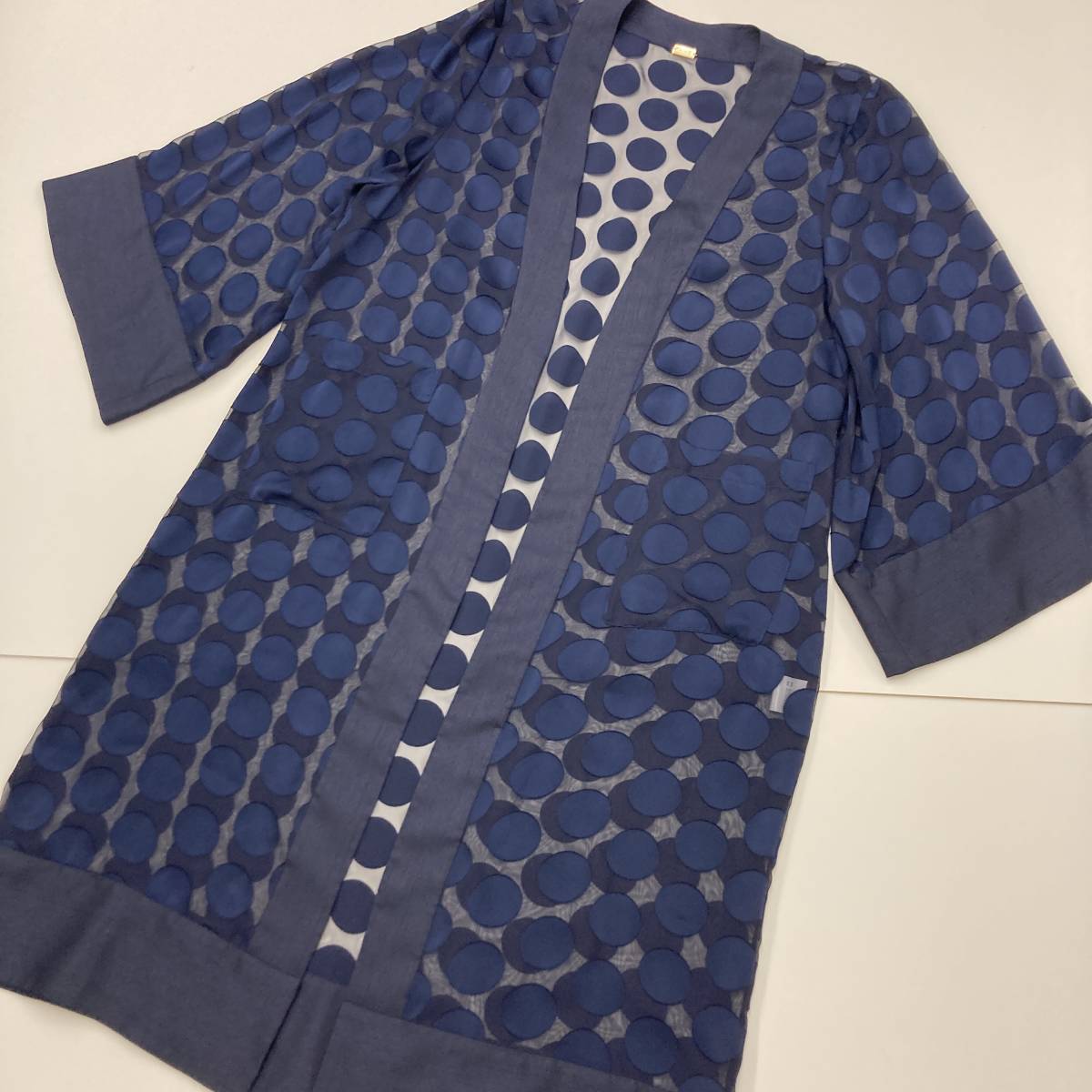 KIIRO три сосна прозрачный полька-дот свободная домашняя одежда перо ткань темно-синий темно-синий M размер желтый ... кимоно перо ткань длинное пальто 3070492