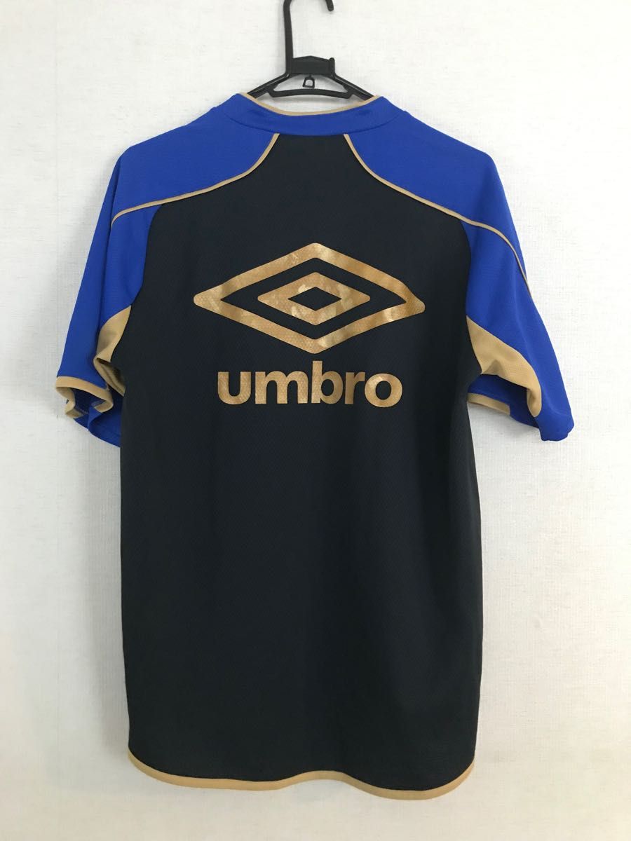 UMBRO　サッカー フットサルウエア　半袖ティシャツ　Lサイズ