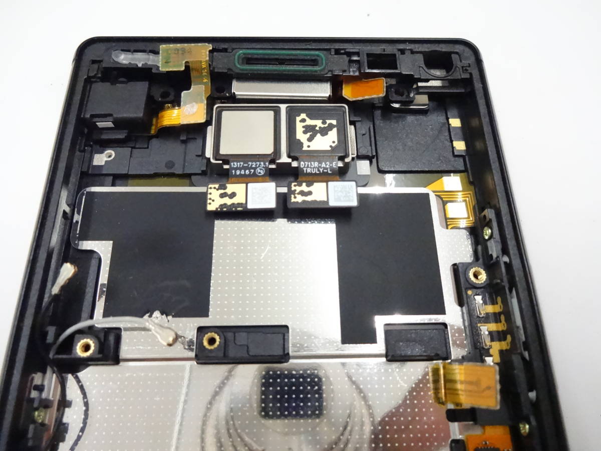 Sony Xperia 8 用 　バックパネル筐体　シムトレー　バックカメラ付き 中古美品_画像5