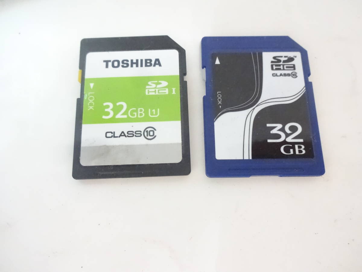 TOSHIBAなど　SDHCメモリカード　32GB　2枚セット　中古動作品_画像1