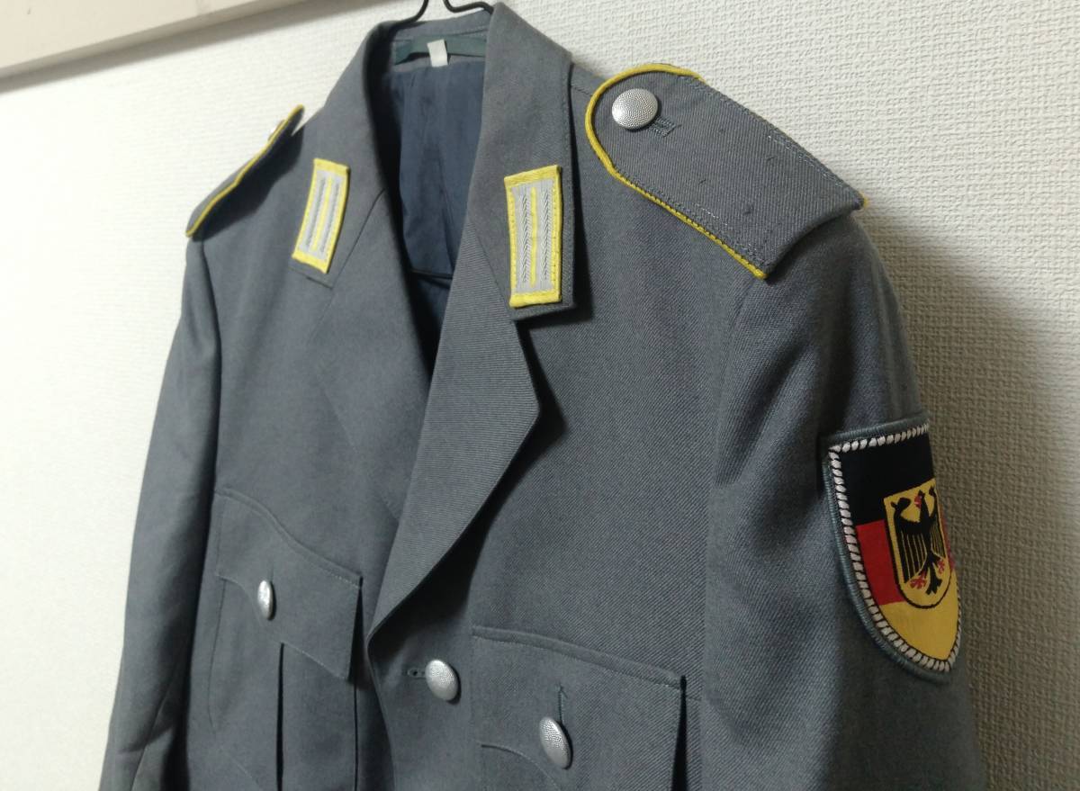 ドイツ軍 ドイツ連邦軍 制服 通信科 通信兵 放出品 実物 Gr,38 ドイツ軍 ドイツ連邦軍 制服 通信科 通信兵 放出品 実物 Gr,38