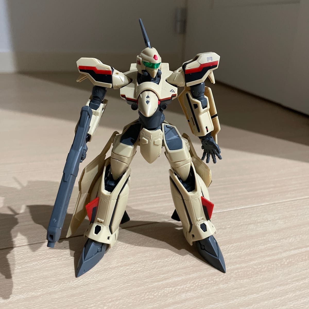 HG YF-19 完成品マクロスプラス