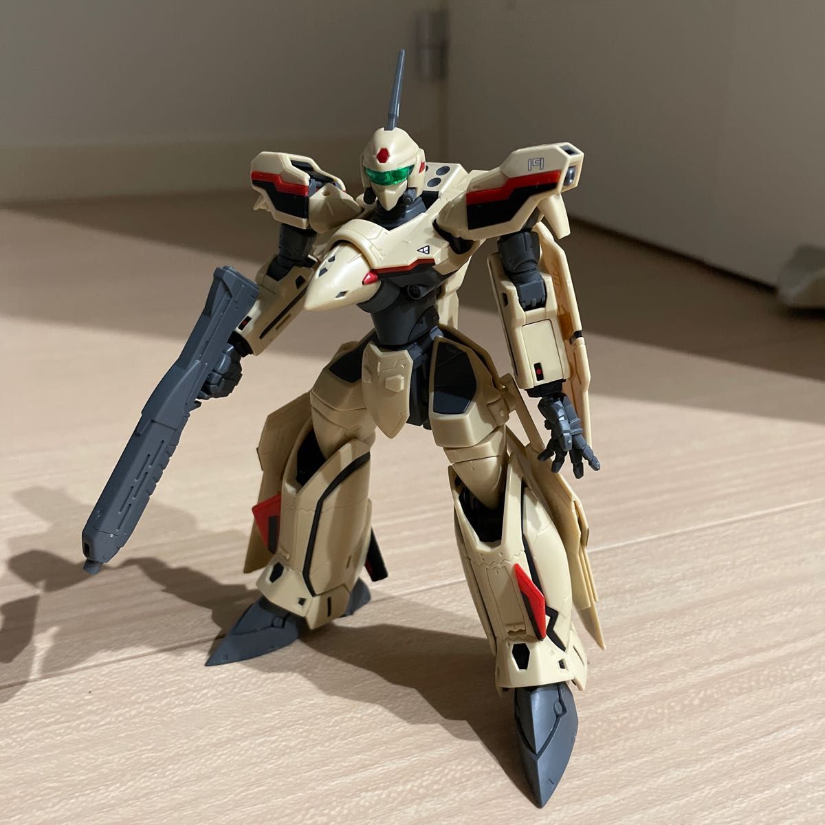 HG YF-19 完成品マクロスプラス