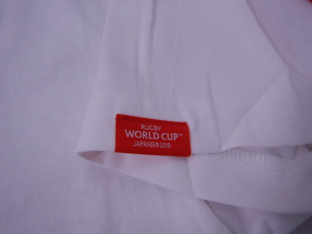 ラグビーワールドカップ 公式Tシャツ 日本代表　★白　★前にプリント　レア商品 Lサイズ　★本体価格3900円　★送料無料_袖口にタグ