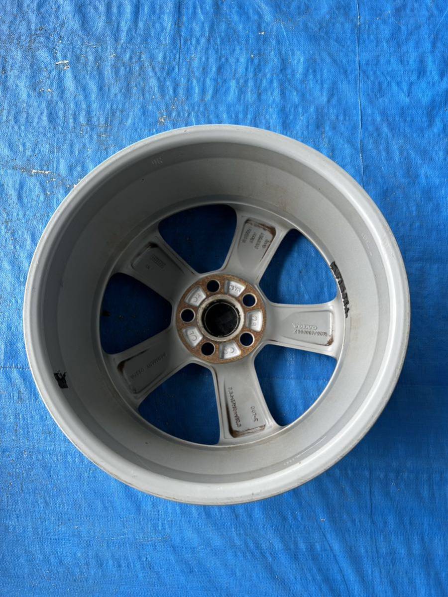 VOLVO 17インチ7.5J 5穴PCD108 中古アルミホイール4本セット オフセット52.5 VOLVO 17インチ7.5J 5穴PCD108 中古アルミホイール4本セット オフセット52.5