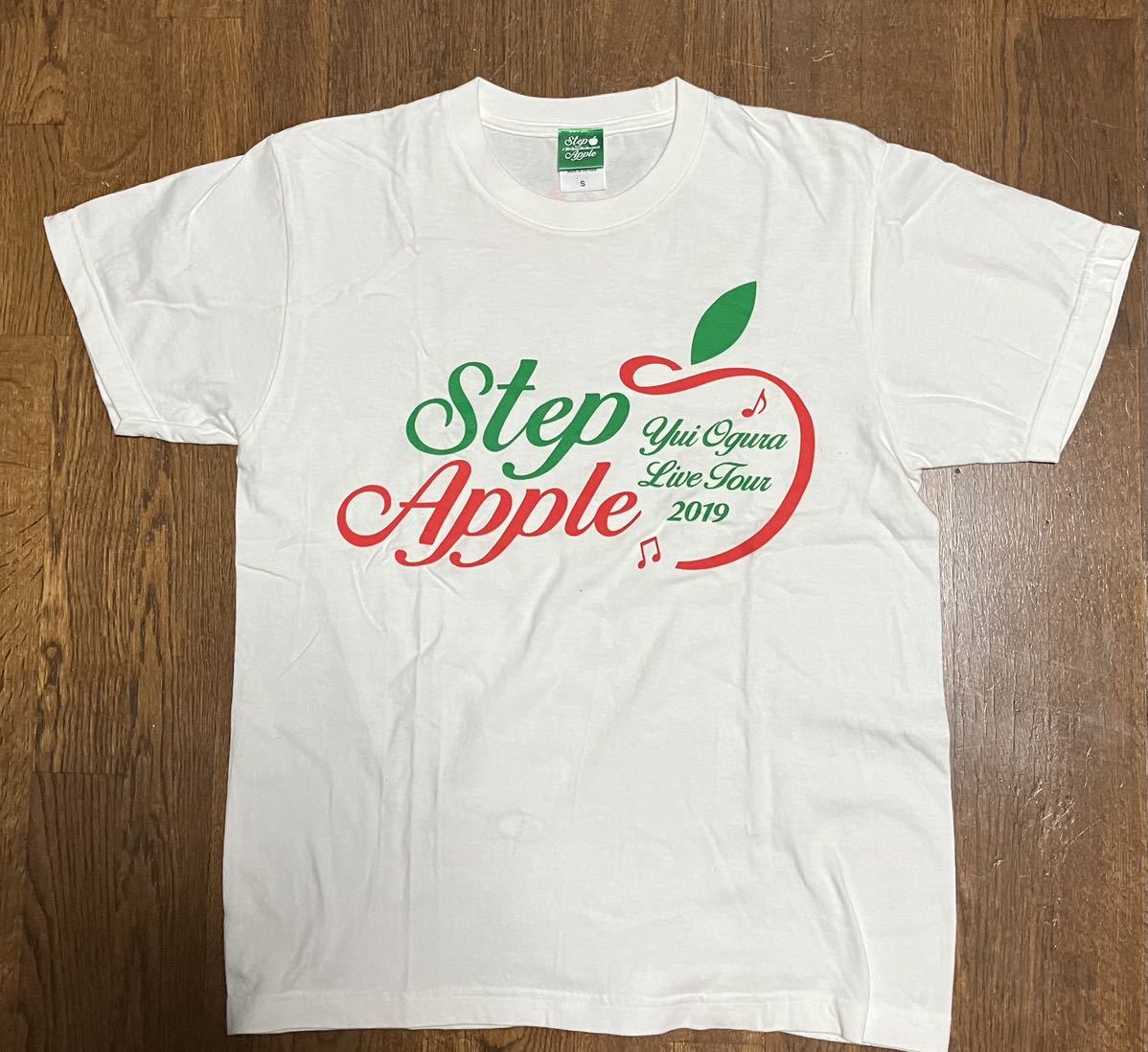  маленький .. футболка Step Apple Live 2019 S размер короткий рукав футболка WHITE