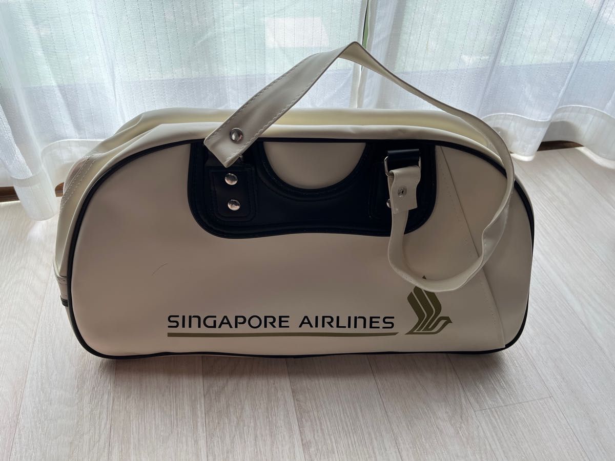シンガポール航空ロゴ入りボストンバッグ