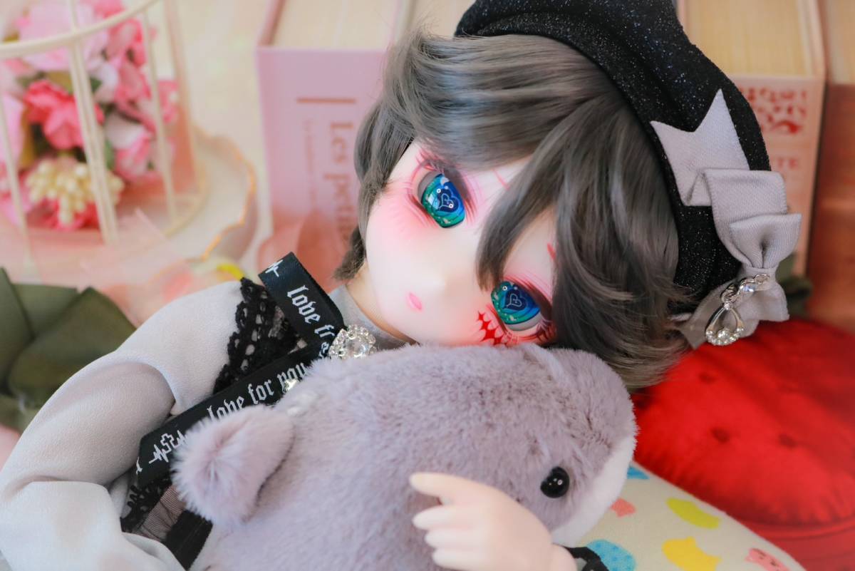 ぴちぱちぴちん】DDH-28カスタムヘッド セミホワイト肌※難あり、ソフビ