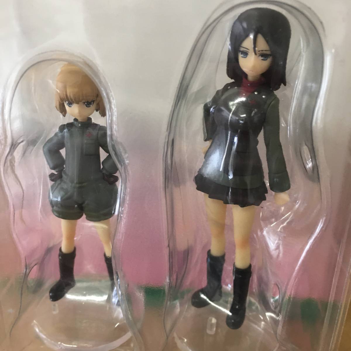 カチューシャ & ノンナ フィギュア ◎ ガールズ&パンツァー ガルパン 戦車 アニメ ◎ 人形 ドール 置物 おもちゃ プレゼント ギフト 贈り物