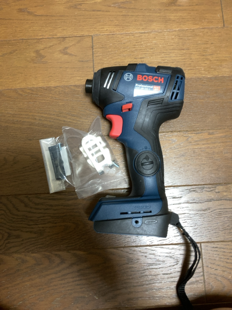 年末のプロモーション BOSCH GDR18V-200C インパクトドライバー