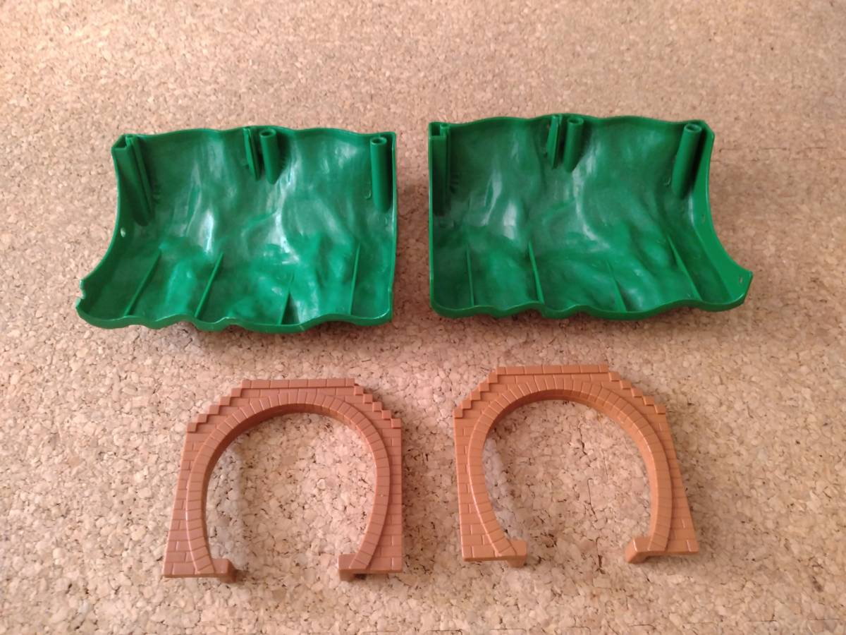  Plarail scene parts [ tunnel large tunnel green color h51]