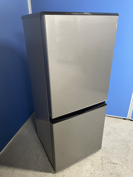 【極美品】AQUA 2ドア冷蔵庫 AQR-J13J(S) 2020年製 通電確認済み ４６Ｌ大容量フリーザー 低温フリーケース 耐熱100°Cテーブル LED庫内灯