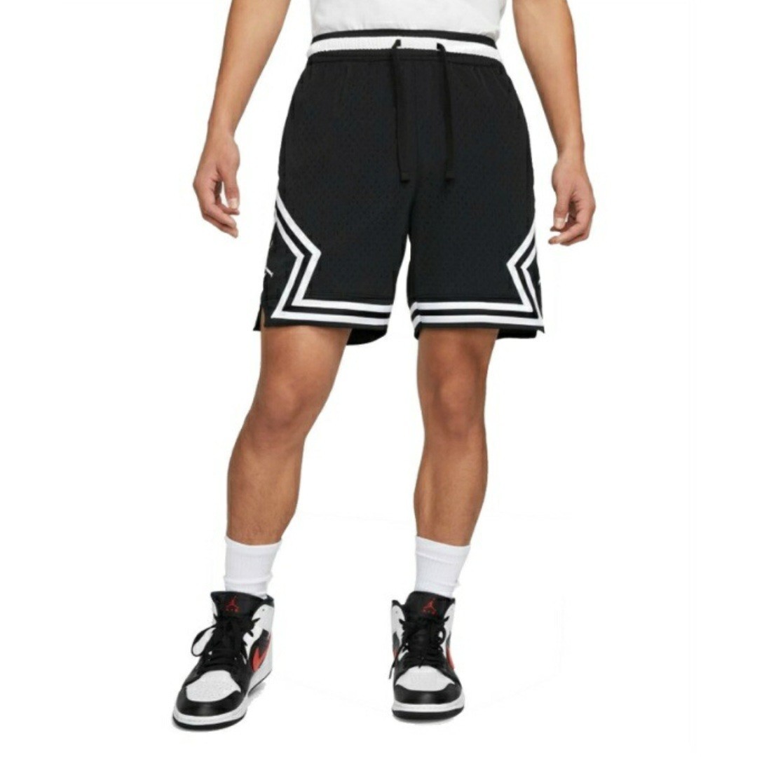 新品/未使用/ナイキ正規品【ジョーダンJordanハーフパンツ 新品/未使用/ナイキ正規品【ジョーダンJordanハーフパンツ