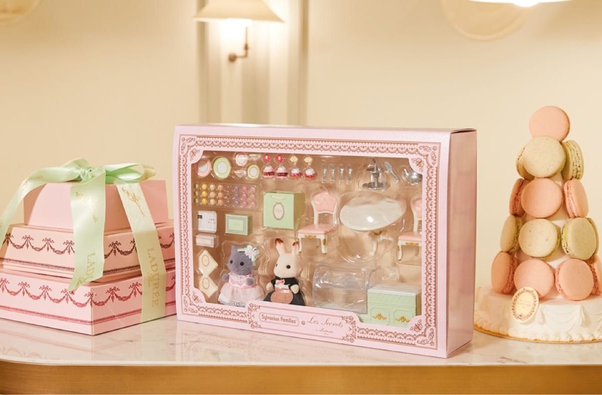 10月9日発売!『スクレ by ラデュレ ラデュレでティータイム』を 10月9日発売!『スクレ by ラデュレ ラデュレでティータイム』を