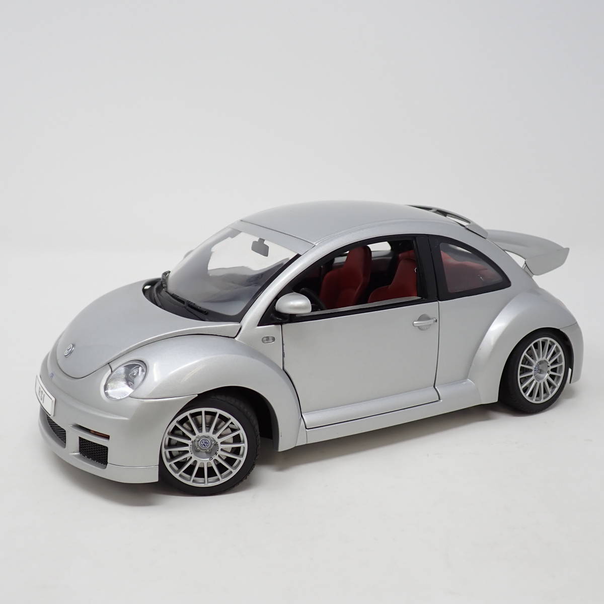 AUTOart オートアート Volkswagen New Beetle RSI フォルクスワーゲン