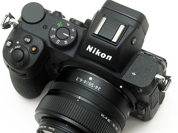 ●極美品!! NIKON/ニコン ミラーレス一眼カメラ Z5 24-50 レンズキット ニコンZマウント 初期化/動作確認済 元箱付きの画像3