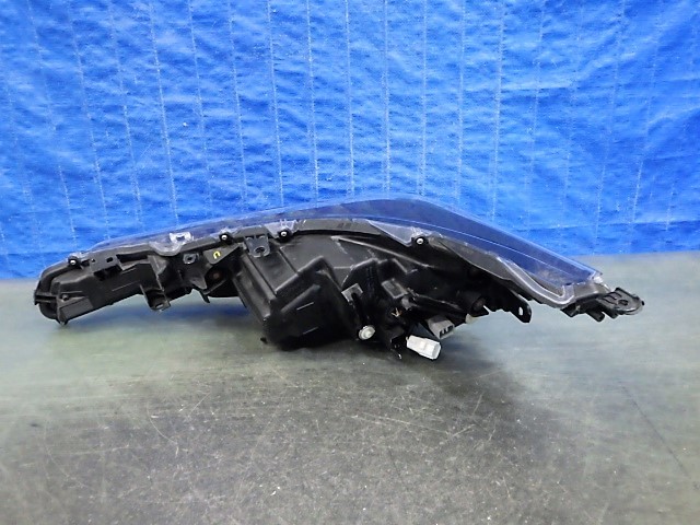 3071 カローラ 210 右ライト LED 12-633 U NRE210 ZRE212 ZWE214 3071 カローラ 210 右ライト LED 12-633 U NRE210 ZRE212 ZWE214