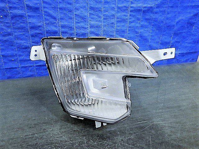 1799 Ford Explorer U502 поздняя версия правая противотуманная фара LED FB53-15A254-BB прекрасный товар 