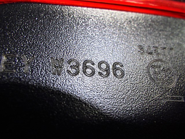 S1535　フィット　ハイブリッド　GP5　GP6　後期　左テール　上　W3696　未使用品　美品_画像3