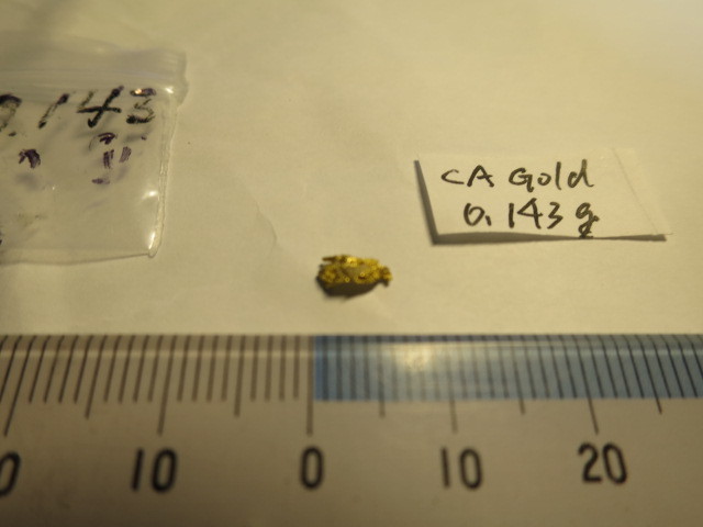 金ナゲットカリフォルニア鉱脈金塊ゴールドフィンガー 0.195ｇの画像3