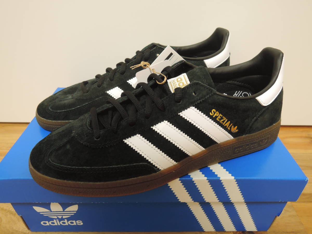 日本産】 spezial handball adidas 新品 26cm コアブラック 黒