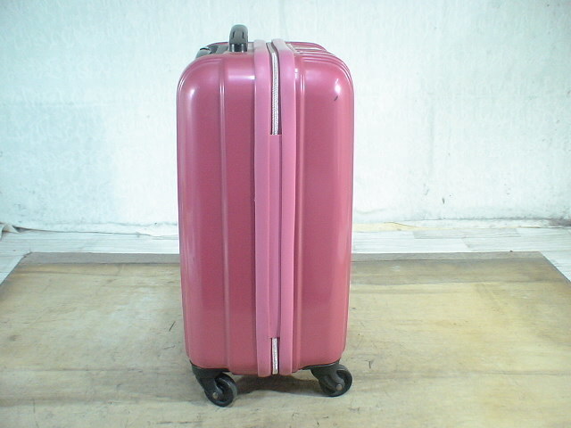 3600 ベネトン ピンク TSAロック付 鍵付 スーツケース キャリケース 旅行用 ビジネストラベルバックの画像4