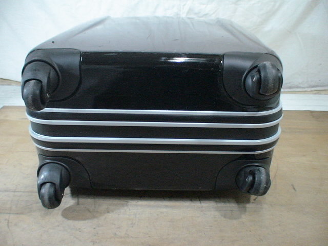 3554　黒　鍵付　スーツケース　キャリケース　旅行用　ビジネストラベルバック_画像6