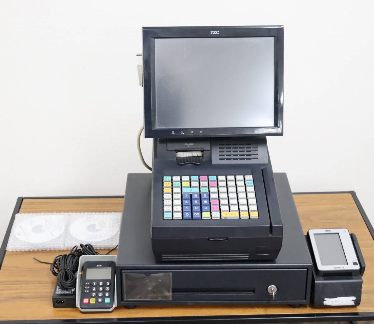 【希望者のみラッピング無料】 TEC/東芝テック 通電OK POSターミナル/リモートドロワー/ディスプレイ/クレジットカードリーダー W749 現状品 QT-100/DRWST-54 レジスタ 【希望者のみラッピング無料】 TEC/東芝テック 通電OK POSターミナル/リモートドロワー/ディスプレイ/クレジットカードリーダー W749 現状品 QT-100/DRWST-54 レジスタ