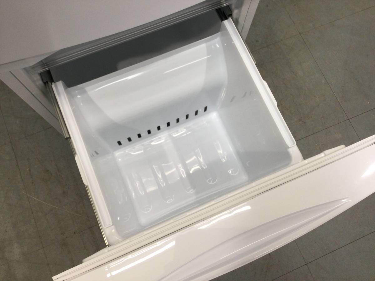 贅沢品 YJT7333【TOSHIBA/東芝 2ドア冷蔵庫】美品 153L 右開き 冷蔵
