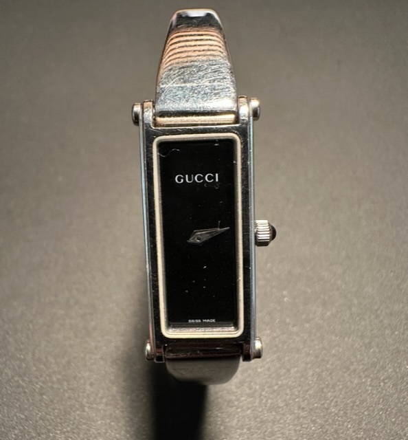 高評価の贈り物 グッチ GUCCI 1500L SSブレスレット×ブラック文字盤