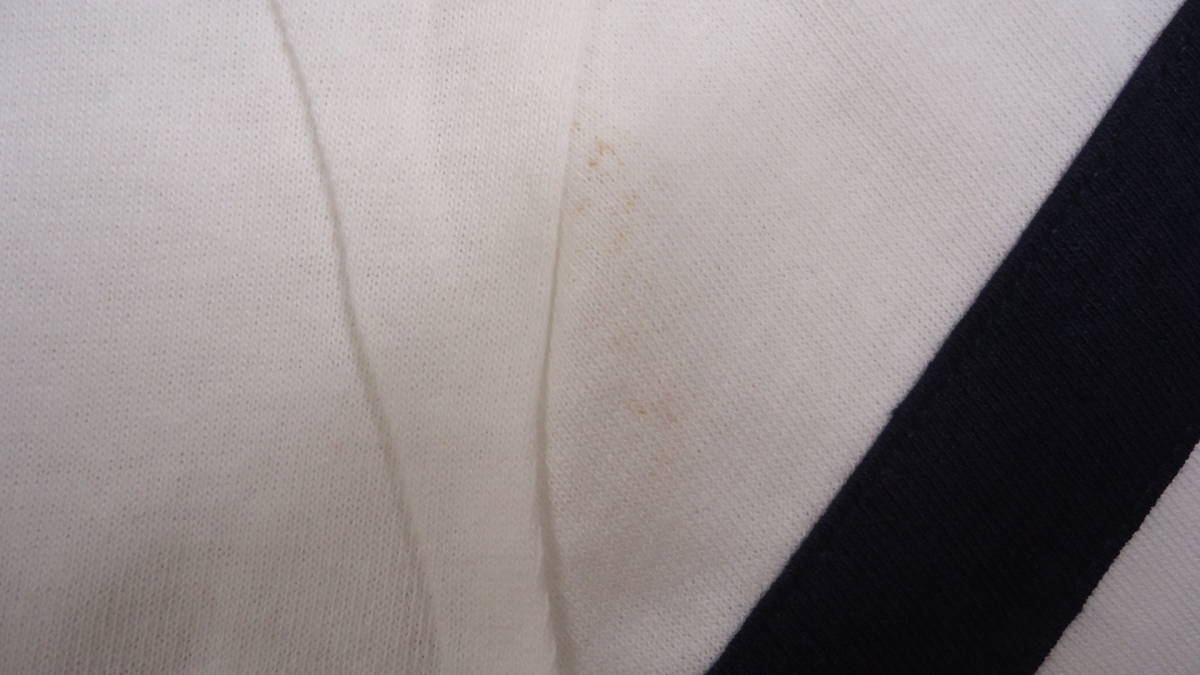 SAPEURS POMPIERS 半袖Tシャツ 白 T2 フランス消防士 レターパックライト おてがる配送ゆうパック 匿名配送_右袖付け根後ろに薄い汚れがあります