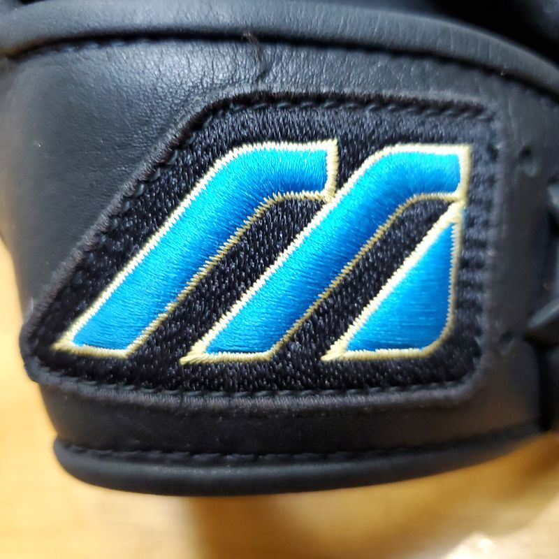 Mizuno 松坂大輔モデル 左投げ用 レアなミズノ版 一般用大人 Mizuno 松坂大輔モデル 左投げ用 レアなミズノ版 一般用大人