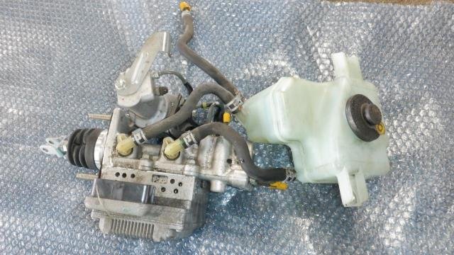 青森 八戸発】中古ブレーキブースター NHP10 アクア 145531km 未テスト