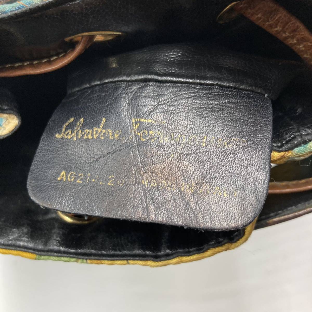 1円《極美品》 Salvatore Ferragamo バケツ型 ショルダーバッグ 巾着