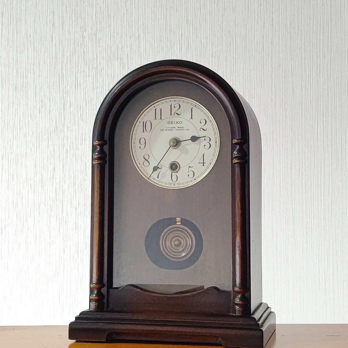 SEIKO 木枠 置時計 振り子時計 クラシックスタイル レトロ インテリア セイコー 中古 送料無料 即決