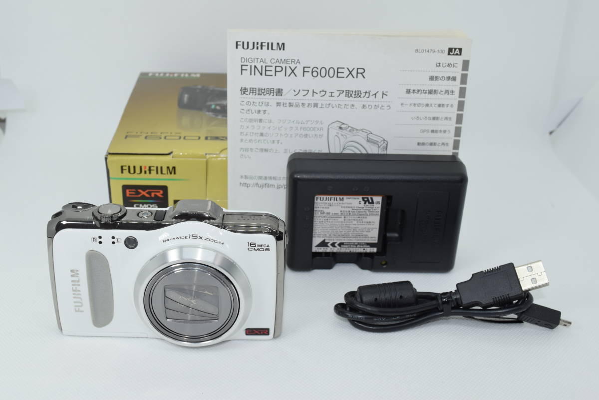 開梱 設置?無料 】 FinePix Fujifilm F600 #667A [美品] w/Box White