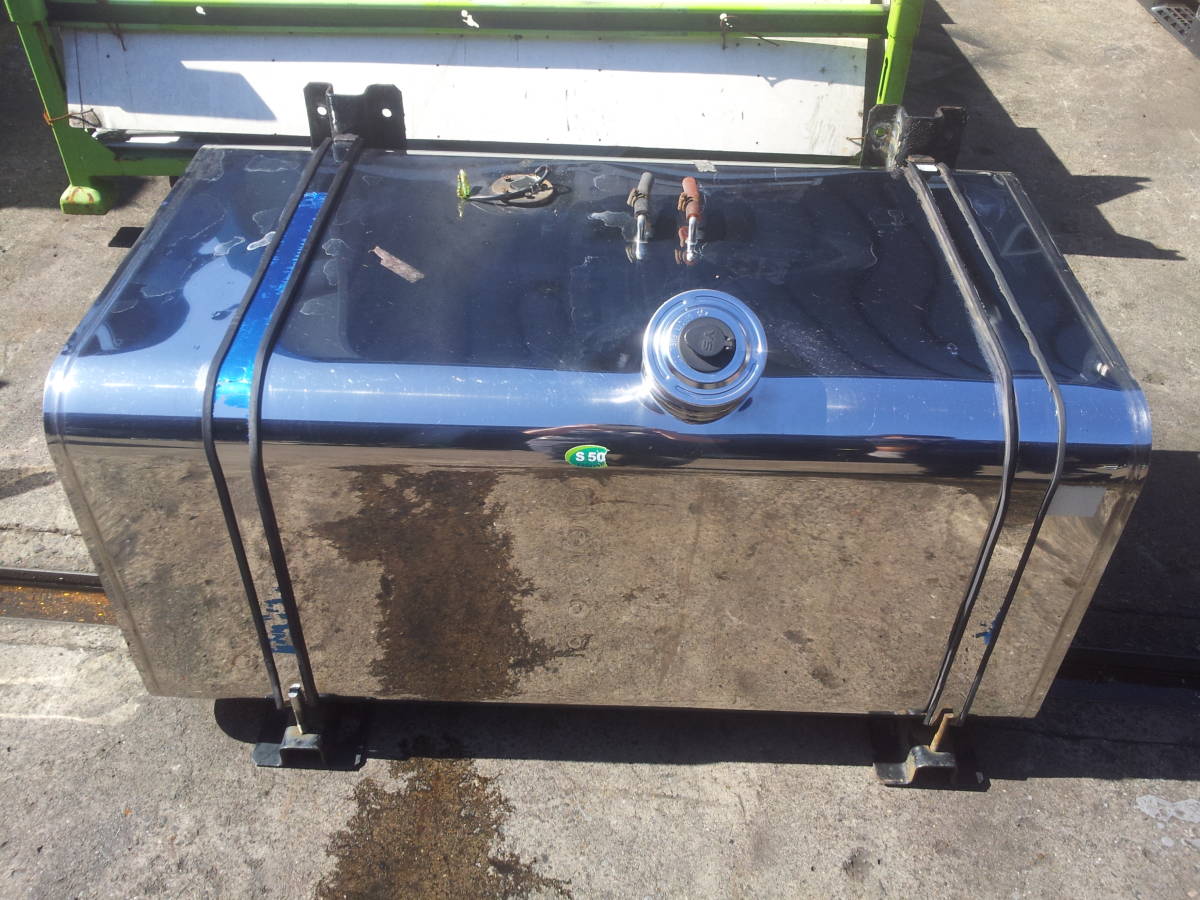 Yahoo!オークション - 燃料タンク ステンレス 300L キャップ Yahoo!オークション - 燃料タンク ステンレス 300L キャップ