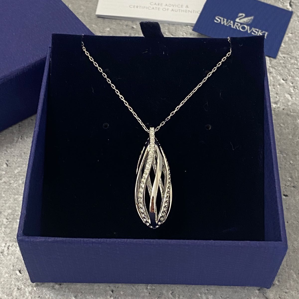 新品同様 未使用 SWAROVSKI スワロフスキー ネックレス ペンダント