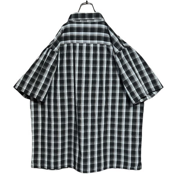 ★Dickies ★半袖シャツ 2XL(少し小さめ) ブラック×水色系チェック柄 ピスネーム 刻印ボタン アウトドア古着 洗濯 プレス済み USED 0849_画像2