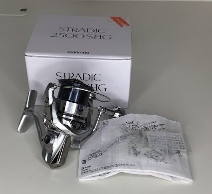 ■SHIMANO　シマノ　STRADIC　19ストラディック 2500SHG　スピニングリール　ハンドルノブ交換　キャップ欠品