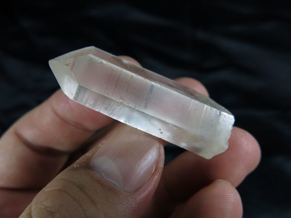 ｃ　水晶65　結晶　鉱物　酸化ケイ素 / 水晶 晶洞 貴石 宝石 石英 ペグマタイト 天然結晶 パワーストーン 原石 4月 誕生石　美結晶_画像6