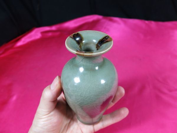c 飛青磁小壺 陶器 中国 / 七官青磁 天龍寺青磁 青磁 磁器 c 飛青磁小壺 陶器 中国 / 七官青磁 天龍寺青磁 青磁 磁器