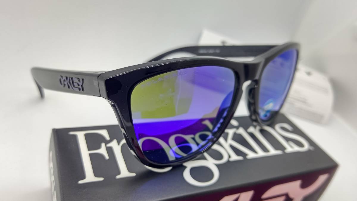 オークリー 偏光 サングラス 送料無料 新品 OAKLEY OO9013 09 FROGSKINS ブラックカラーミラーレンズ