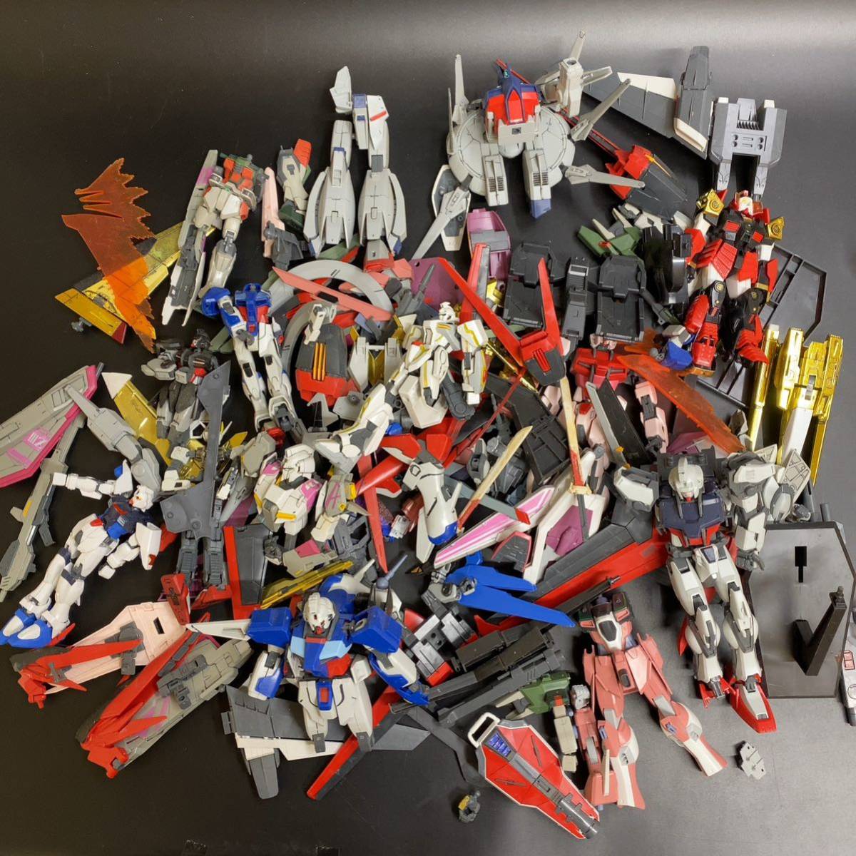 Yahoo!オークション - 【現状品】ガンプラ まとめ パーツ 部品 Yahoo!オークション - 【現状品】ガンプラ まとめ パーツ 部品