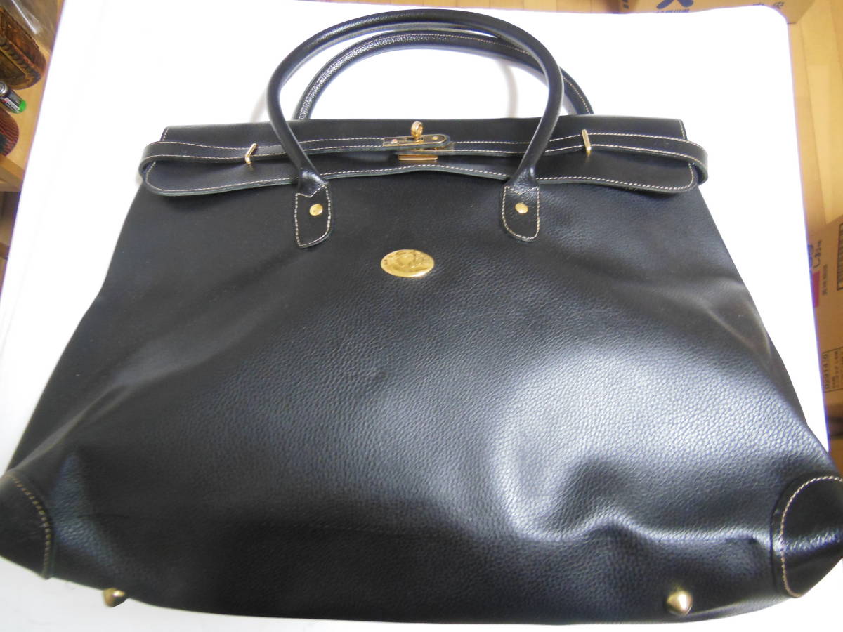 返品交換不可】 美品 LE BAGAGE ルモンドドウバゲッジ メンズバッグ