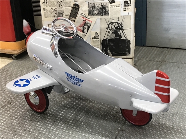 飛行機ペダルカー レアアイテム　上物