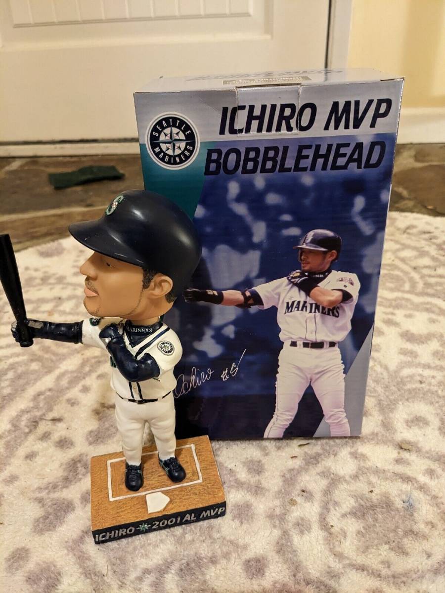 マリナーズ イチロー ボブルヘッド 2001 AL MVP Bobblehead ROOKIE OF THE YEAR Ichiro Suzuki Ichiro Nissan Stadium _画像1