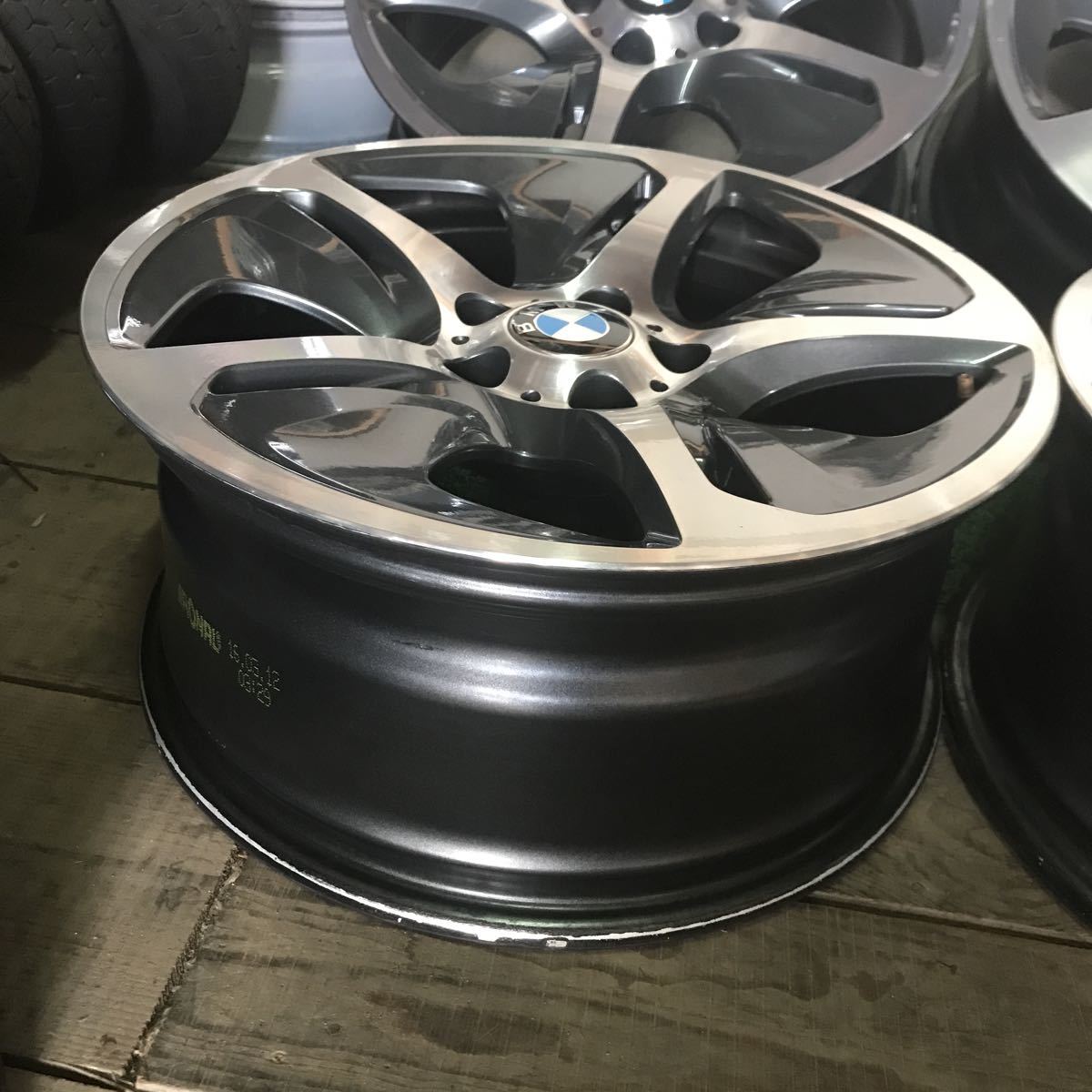  BMW 純正ホイール 18インチ 18EH2×8JJ OFF;+30 PCD;120-5H ハブ径;約72mm 傷あり 4本の画像2