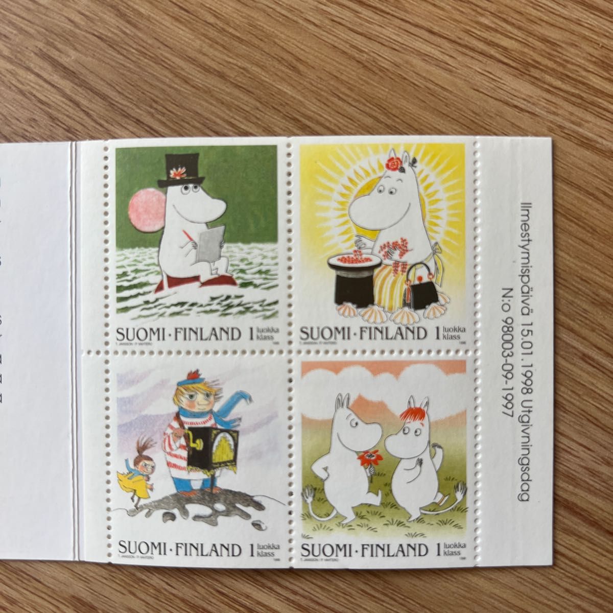 ディズニー切手　ムーミン　フィンランド　ポストカード　切手
